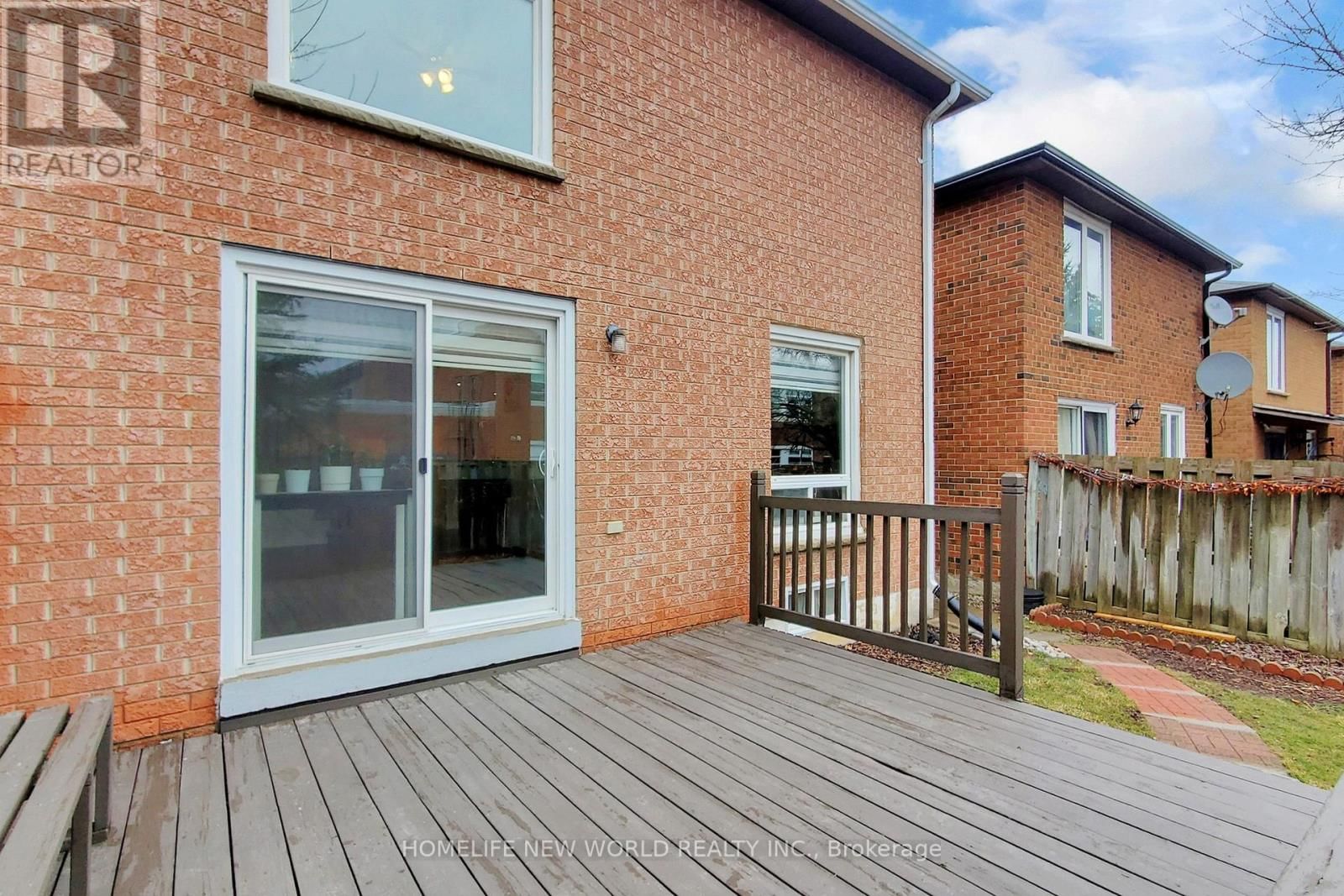 179 CAMPBELL AVENUE Image 42