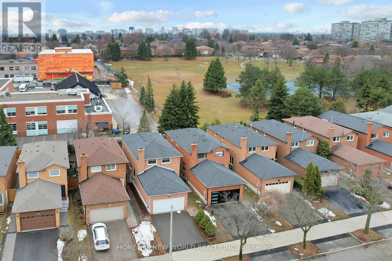 179 CAMPBELL AVENUE Image 48