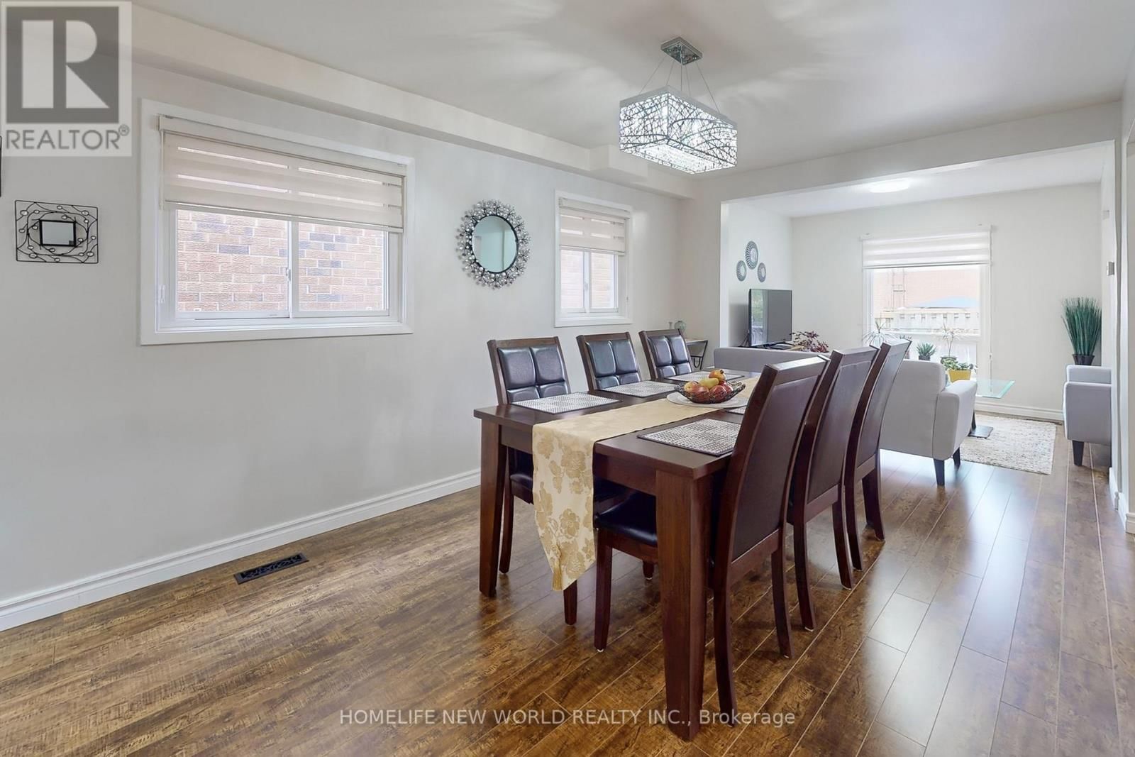 179 CAMPBELL AVENUE Image 9