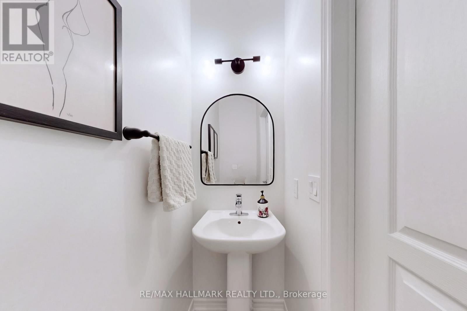 19 WIMSHAW LANE Image 21