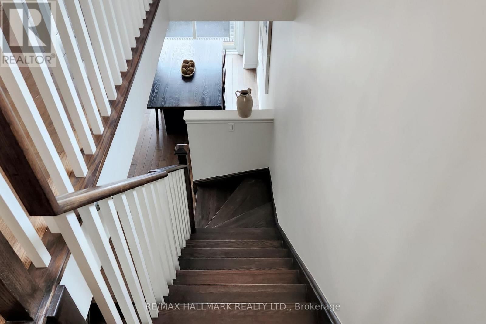 19 WIMSHAW LANE Image 23