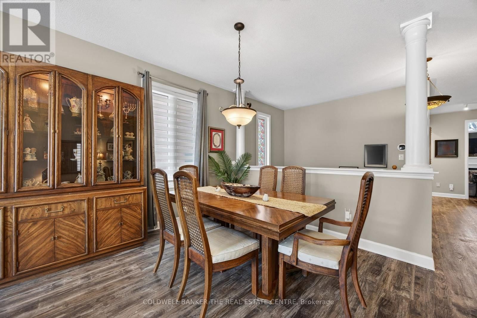 33 BOOTH STREET Image 12