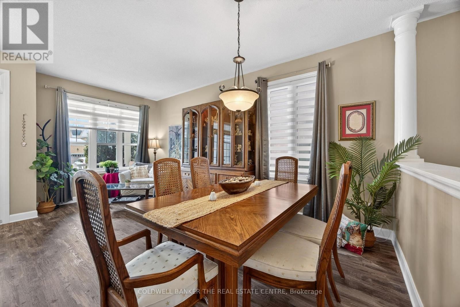 33 BOOTH STREET Image 13