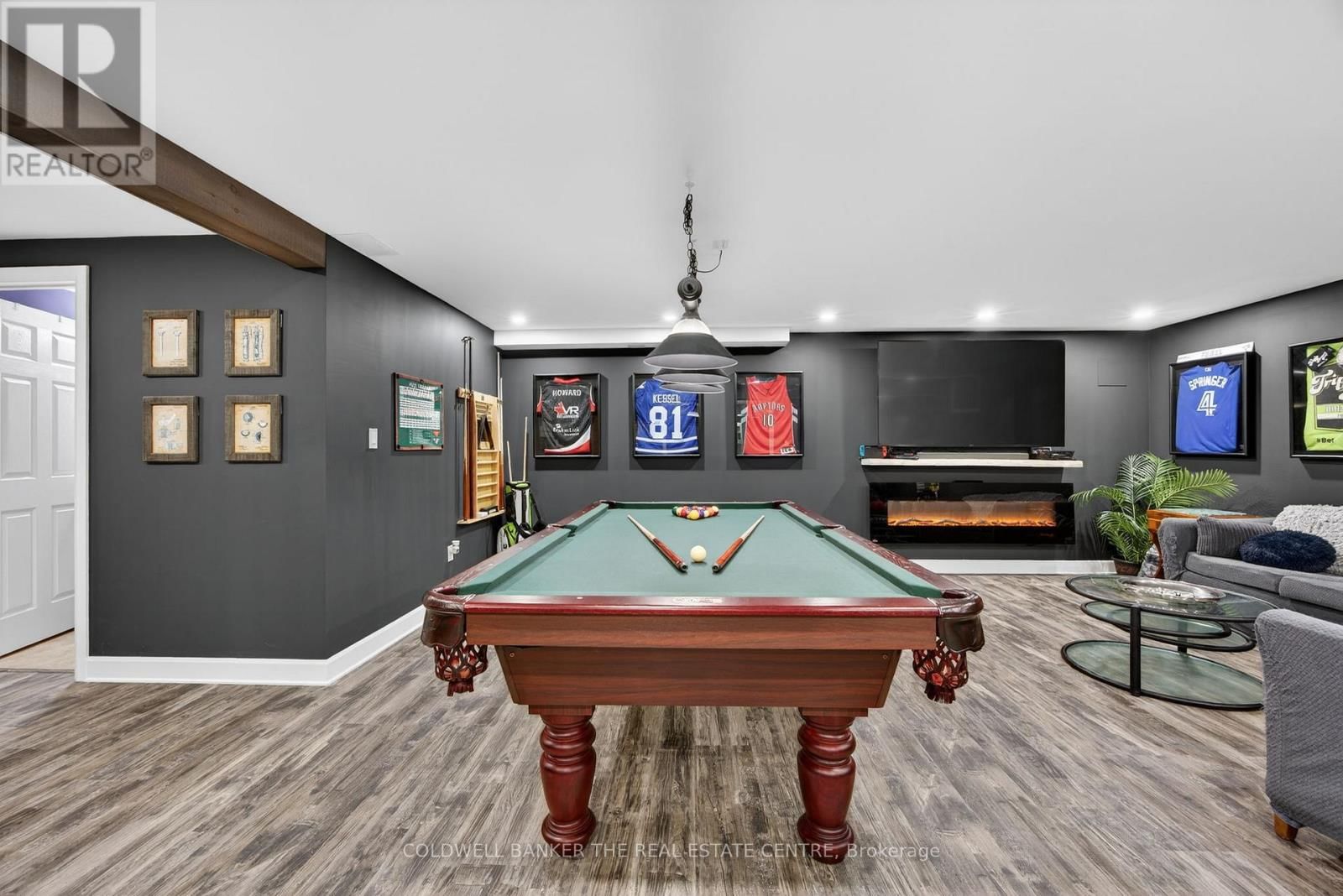 33 BOOTH STREET Image 22