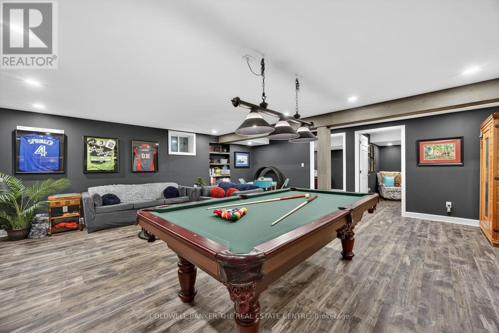 33 BOOTH STREET Image 23