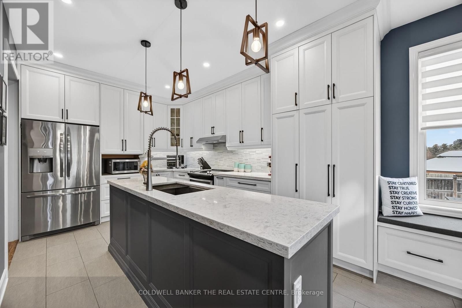 33 BOOTH STREET Image 3