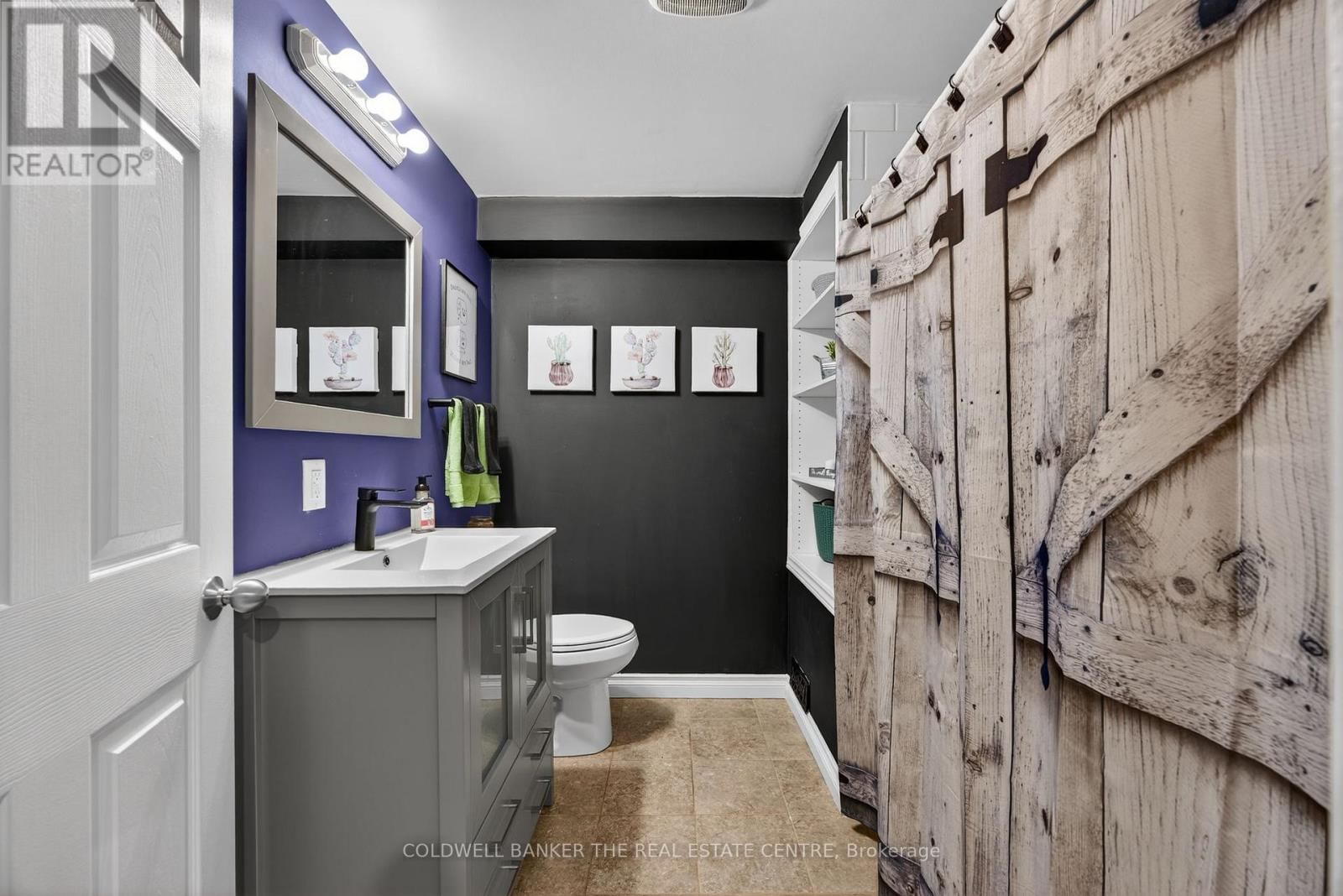 33 BOOTH STREET Image 30