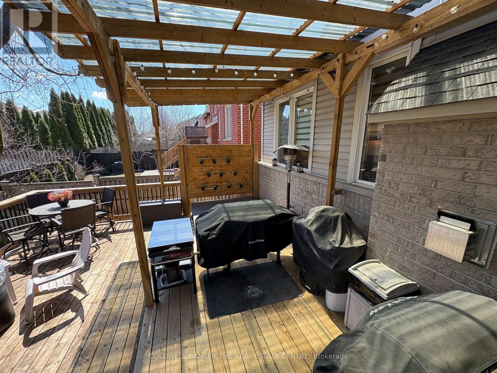 33 BOOTH STREET Image 37