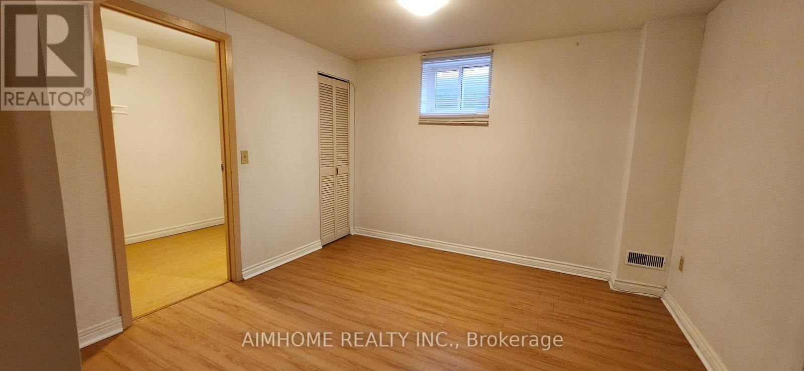 31 SPANHOUSE CRESCENT Image 29