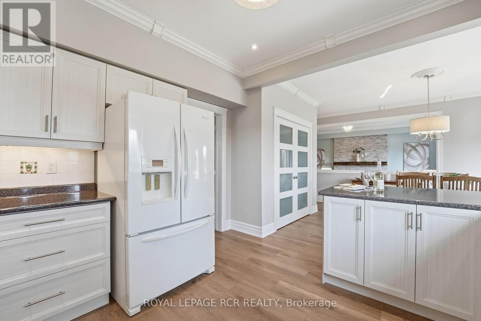 919 SCHAEFFER OUTLOOK Image 15