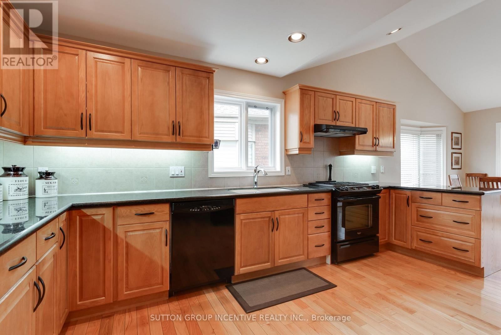 4 - 87 BELLA VISTA TRAIL Image 13