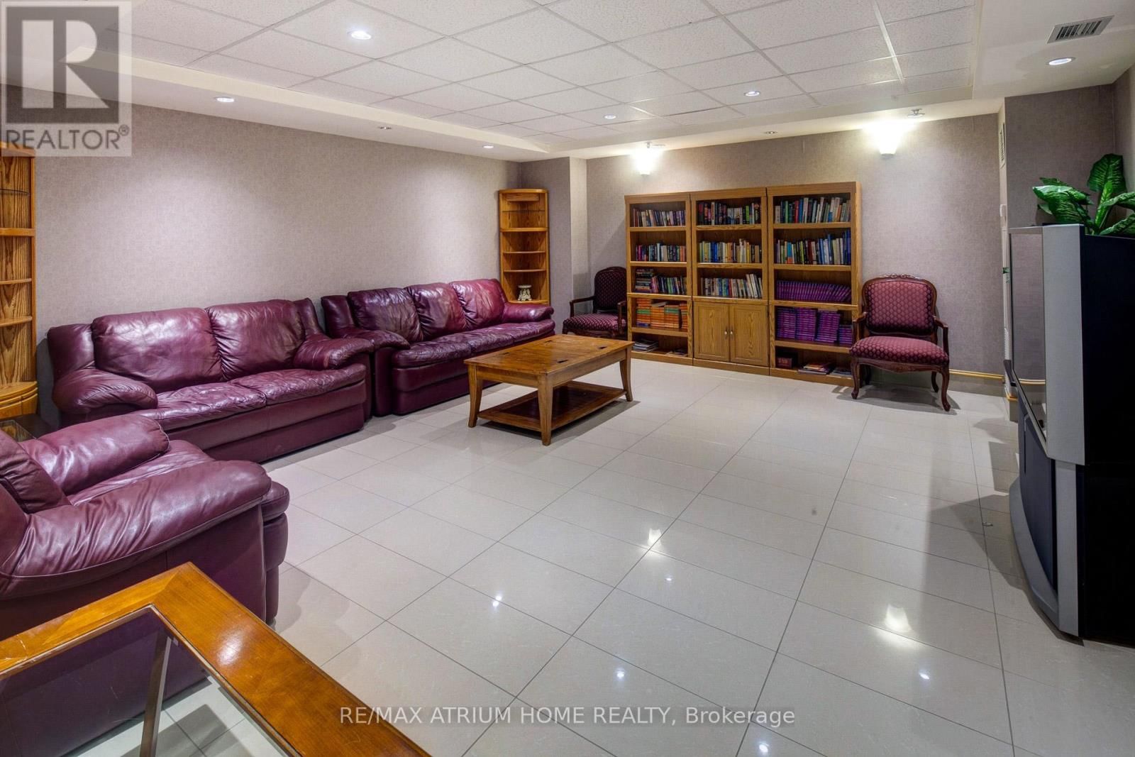 714 - 11121 YONGE STREET Image 37