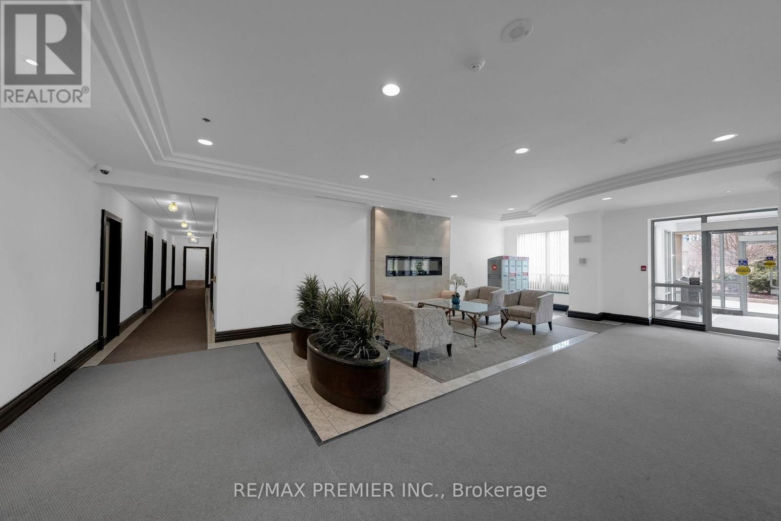 220 - 51 BAFFIN COURT Image 37