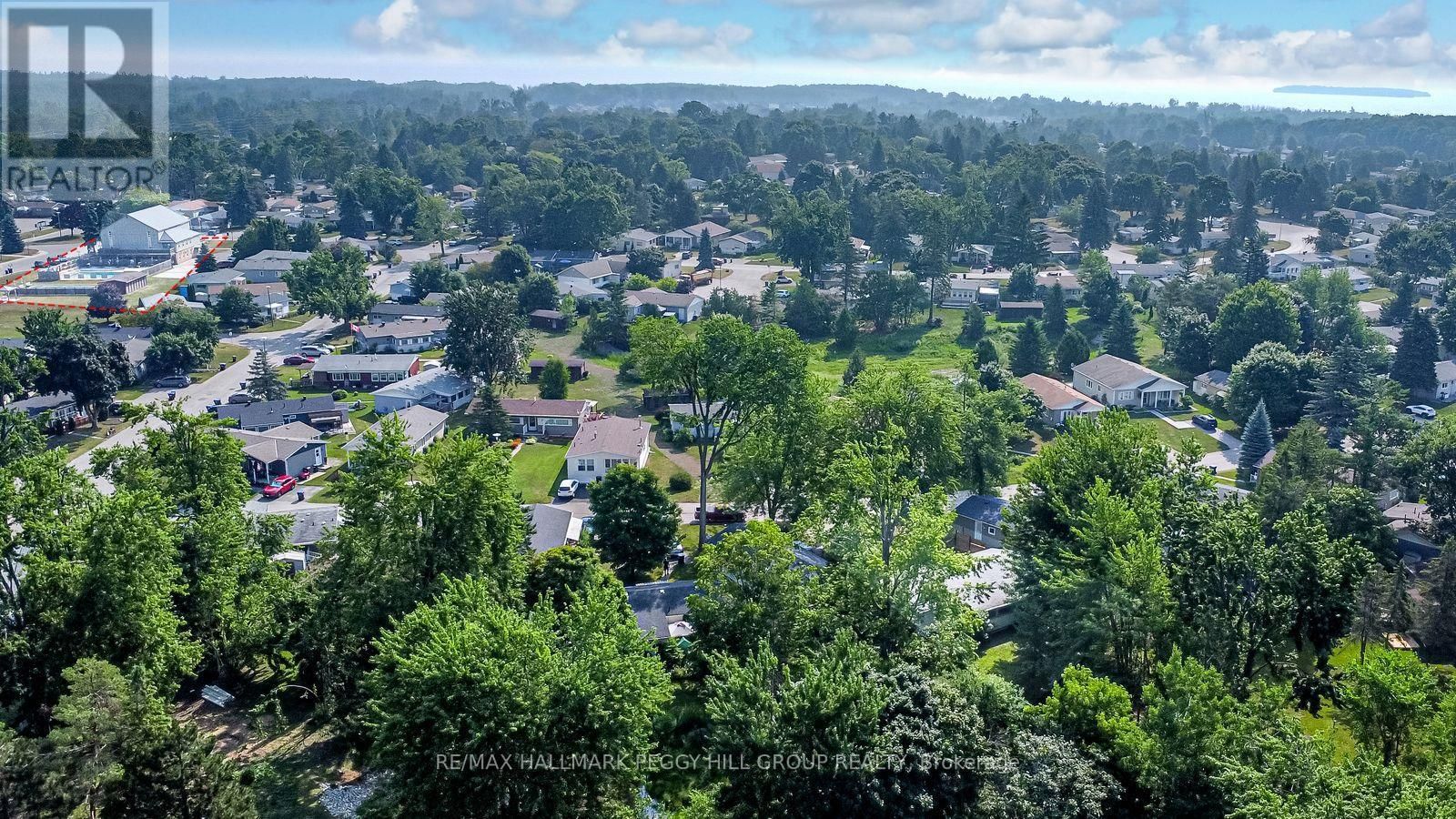 85 HAWTHORNE DRIVE Image 12