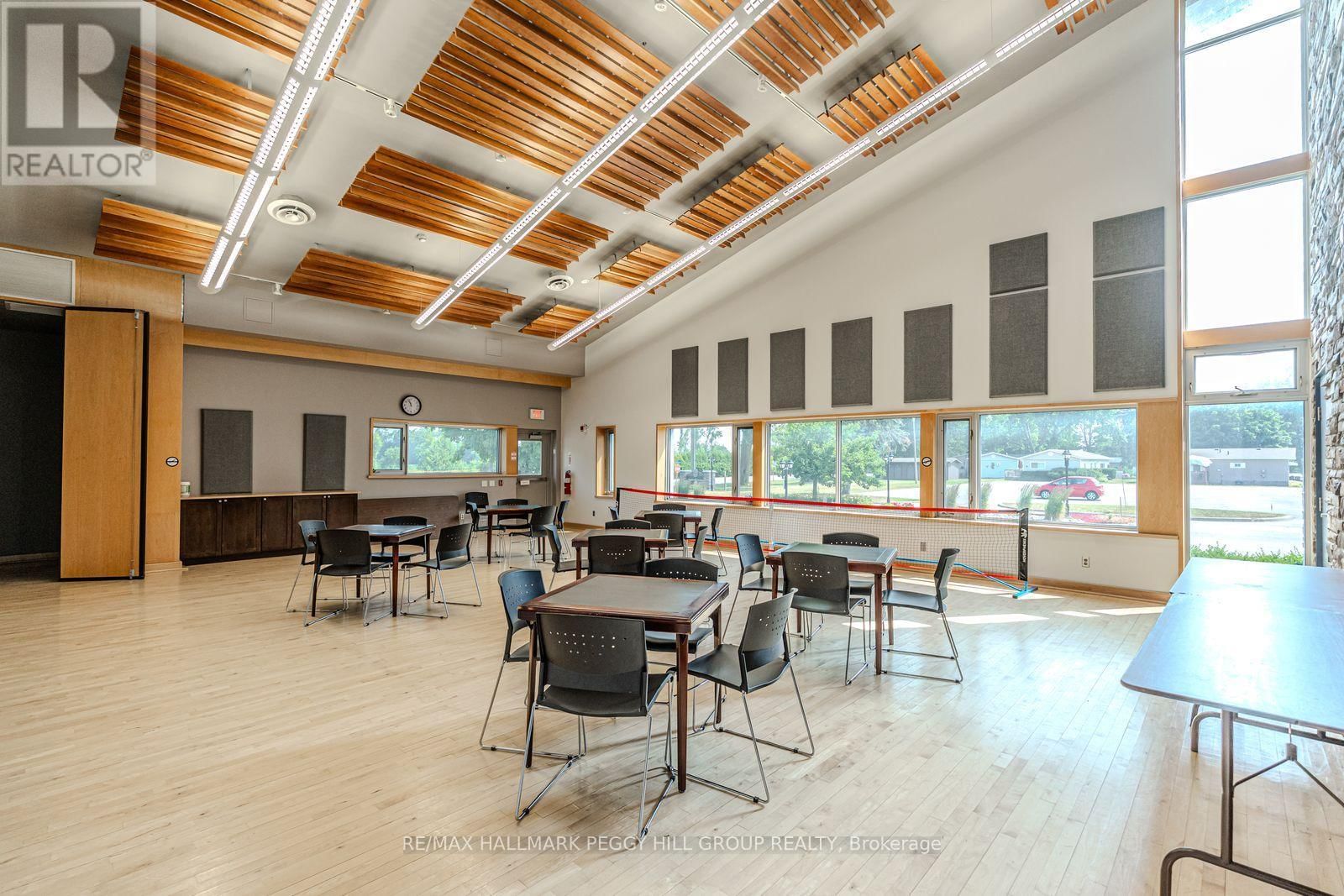 85 HAWTHORNE DRIVE Image 15