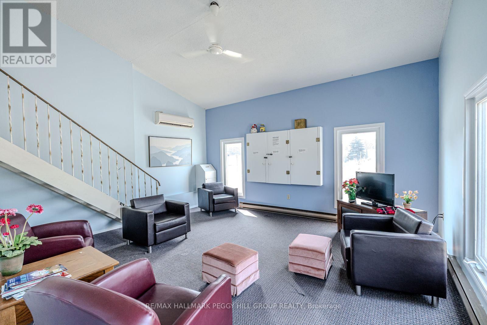 85 HAWTHORNE DRIVE Image 16