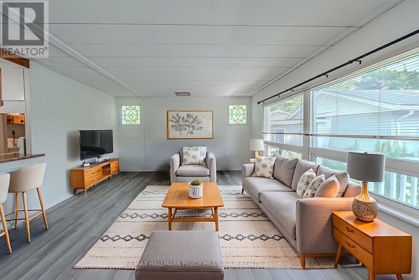 85 HAWTHORNE DRIVE Image 2