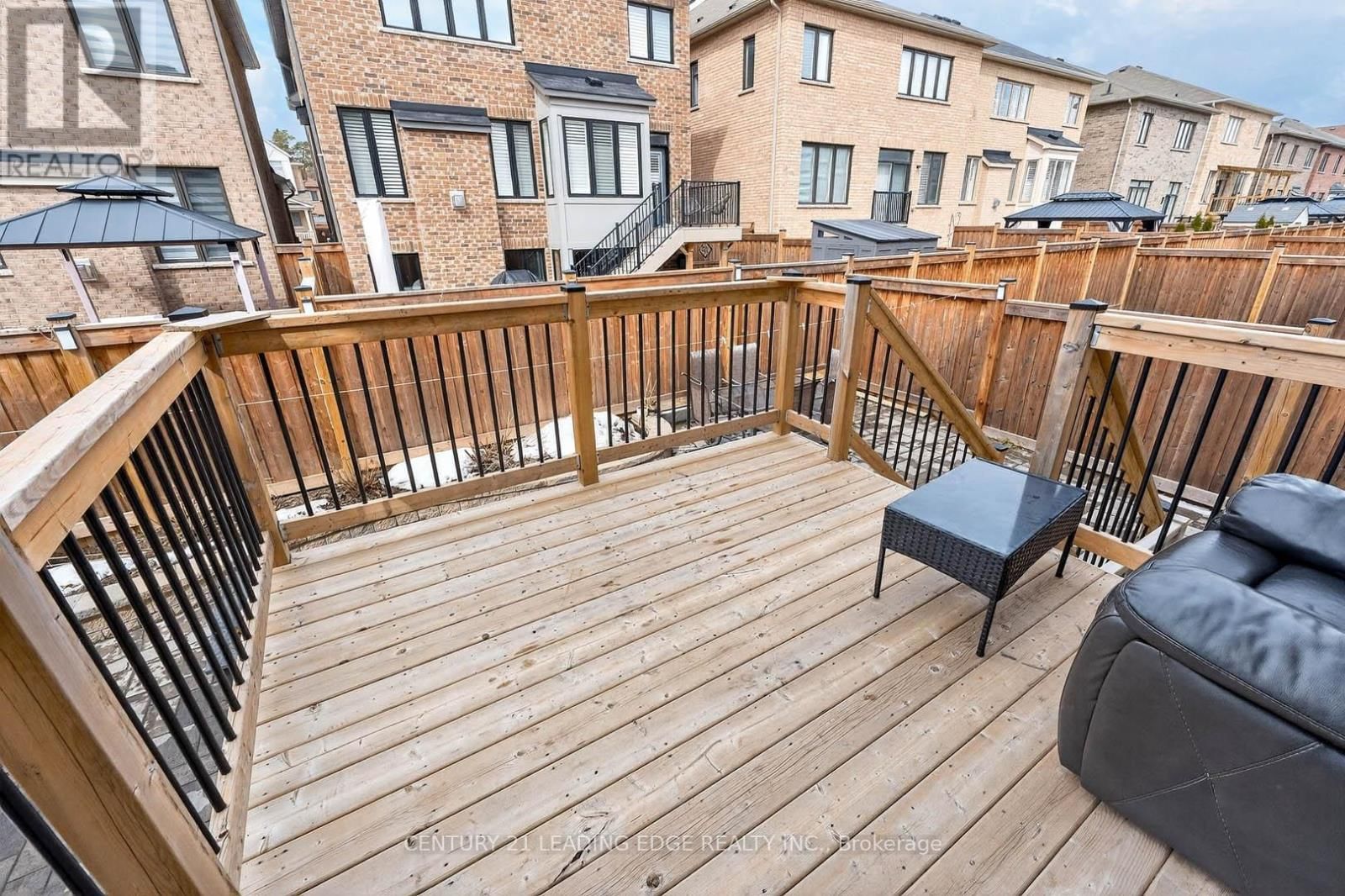 34 BUTTONLEAF CRESCENT Image 47