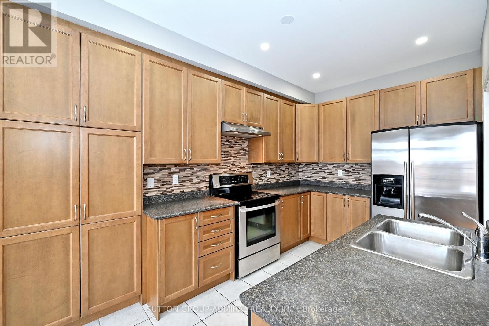 41 BIG HILL CRESCENT Image 12