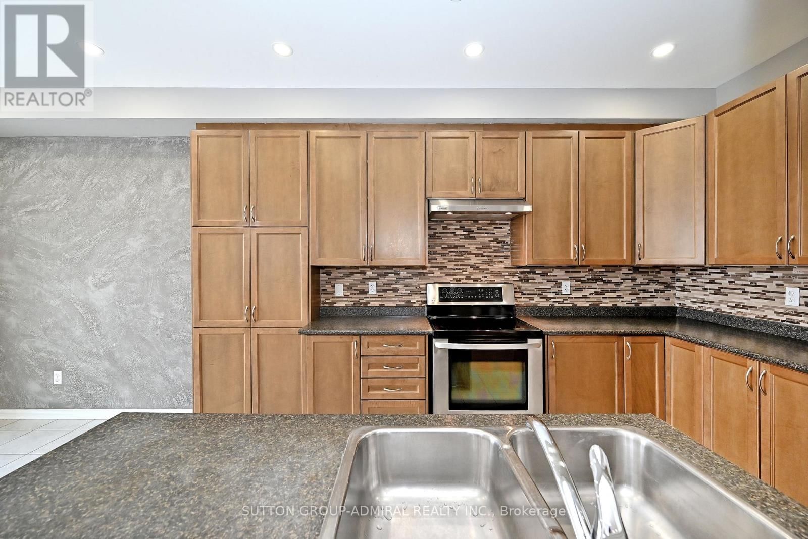 41 BIG HILL CRESCENT Image 13