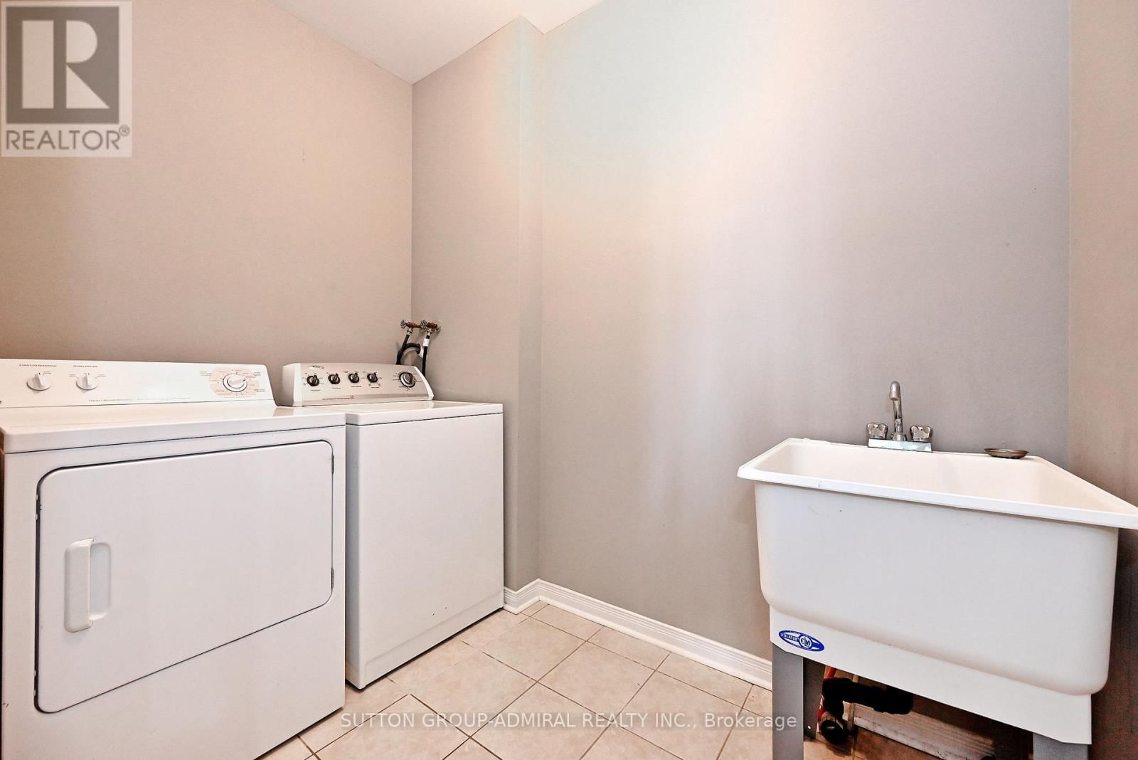 41 BIG HILL CRESCENT Image 43