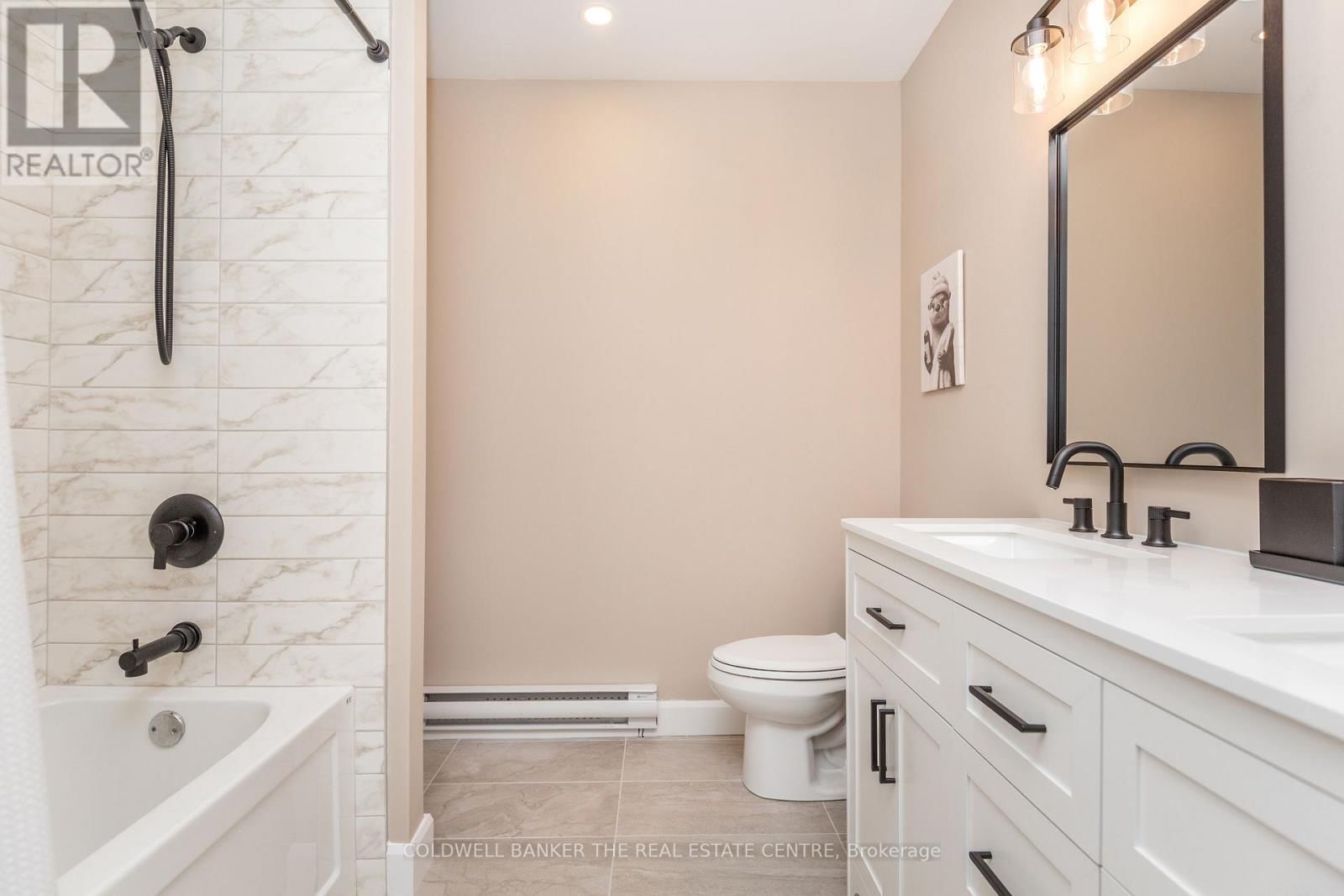 2218 MILDRED AVENUE Image 18