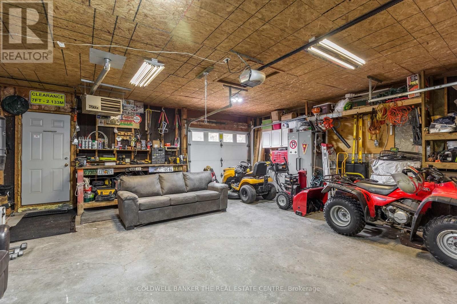 2218 MILDRED AVENUE Image 33