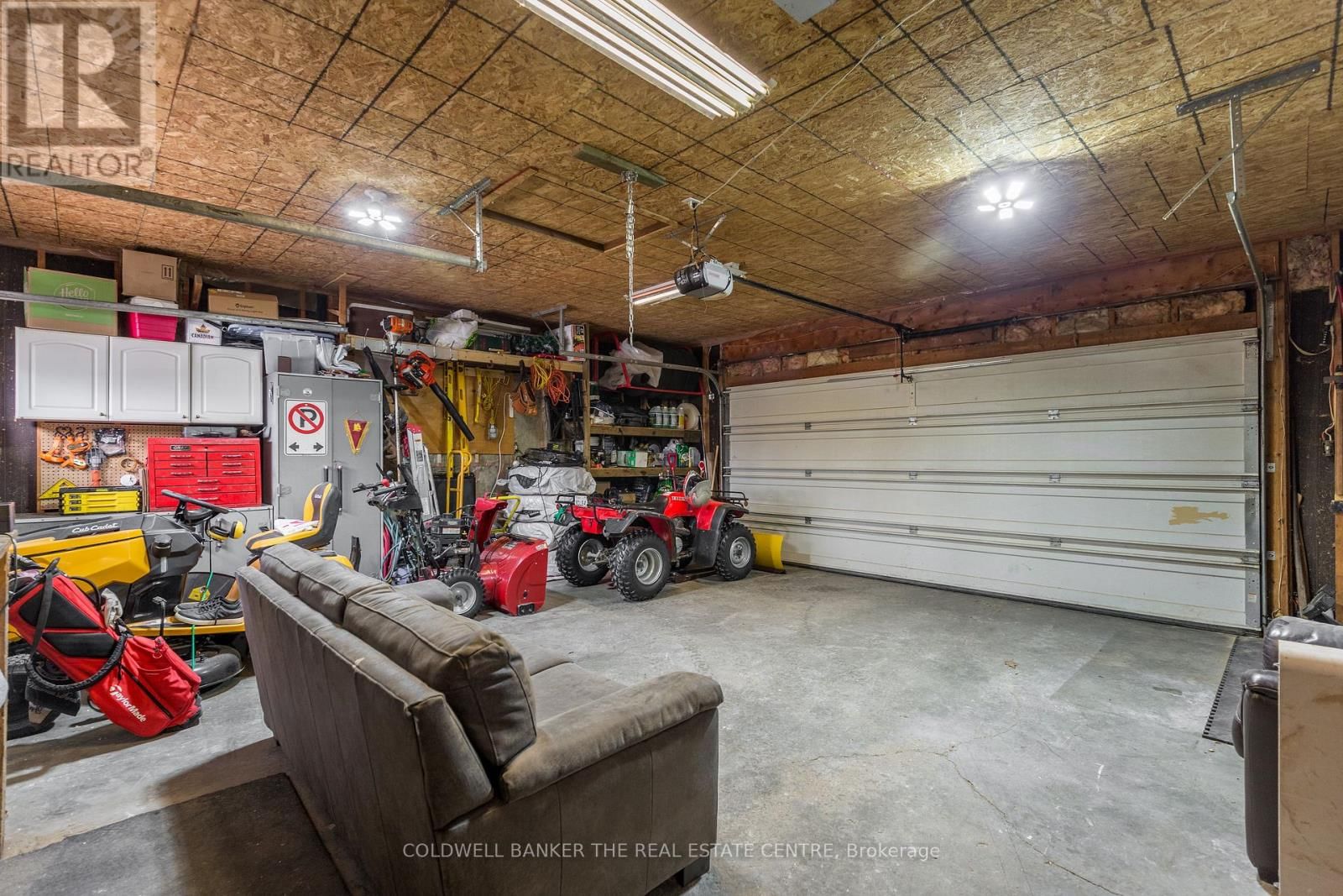 2218 MILDRED AVENUE Image 34