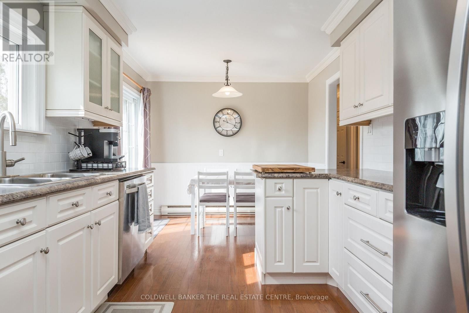 2218 MILDRED AVENUE Image 8