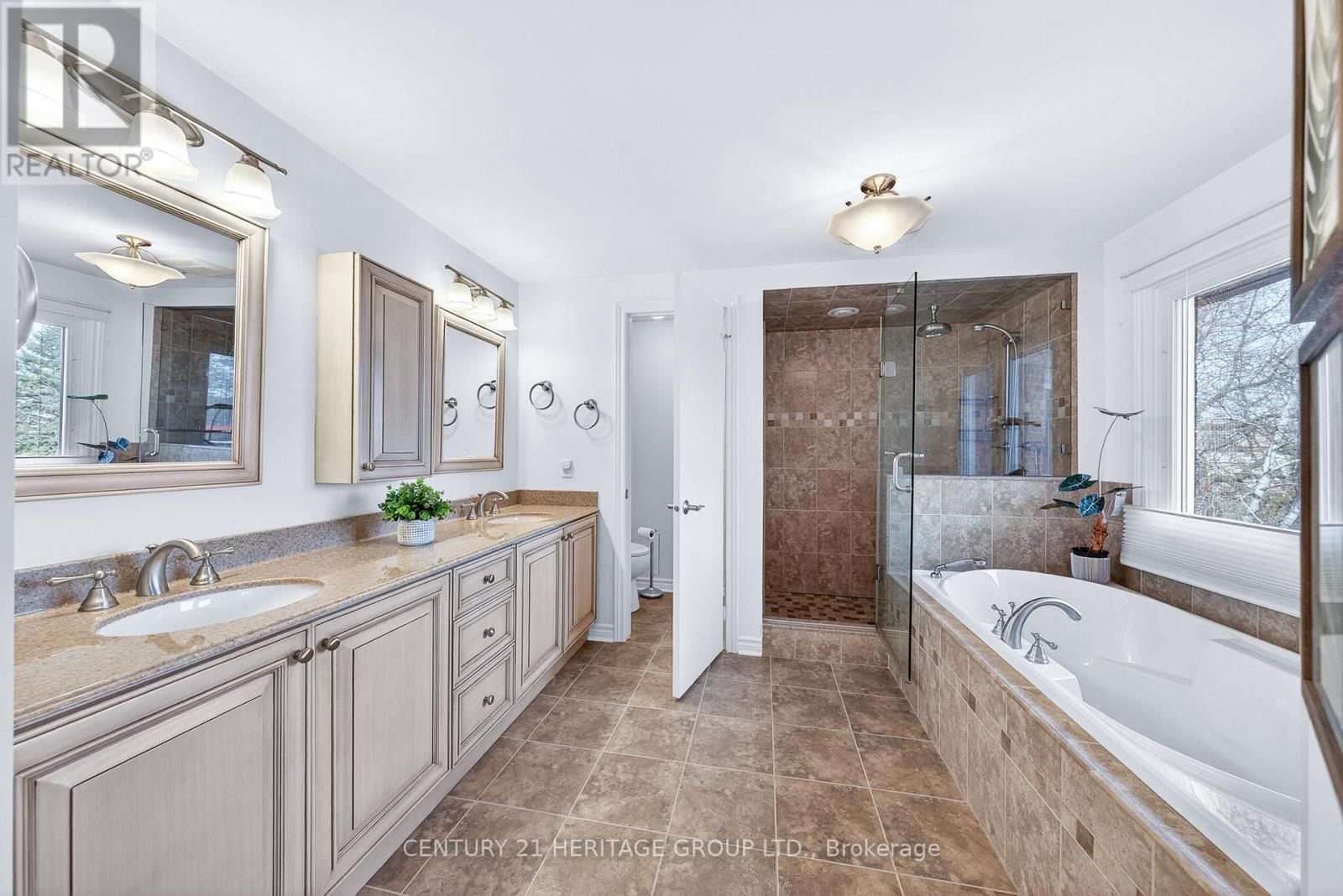 483 ALEX DONER DRIVE Image 22