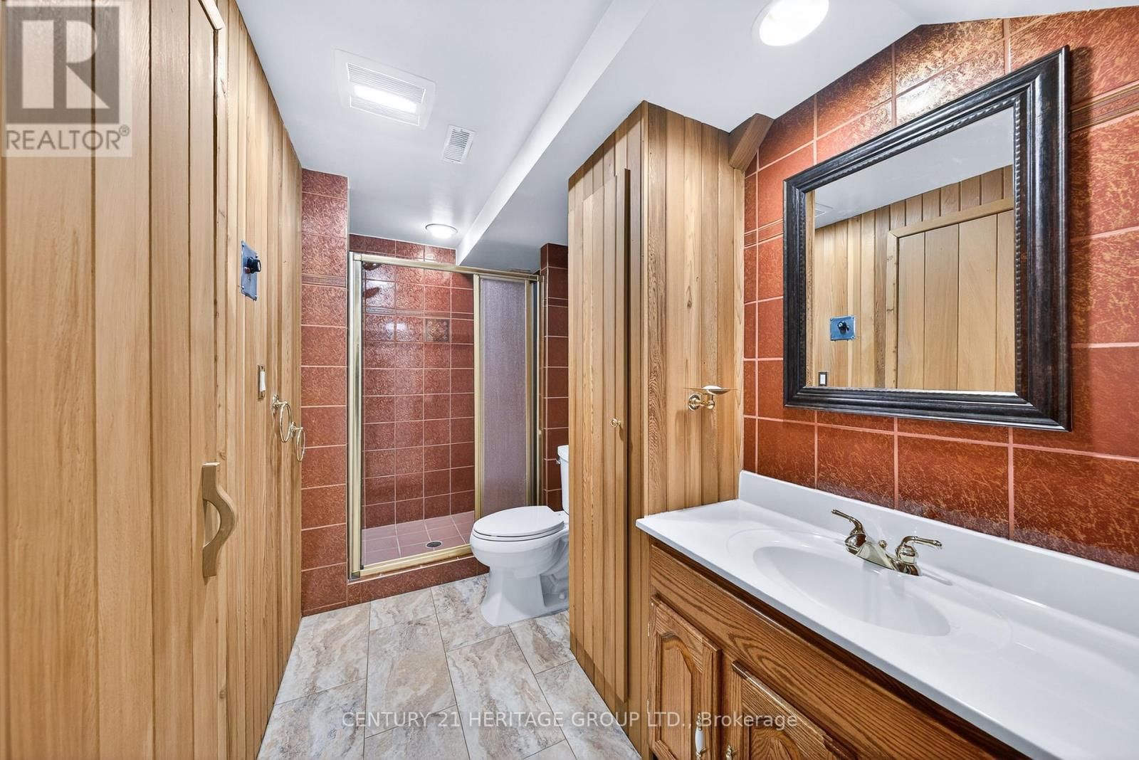 483 ALEX DONER DRIVE Image 34