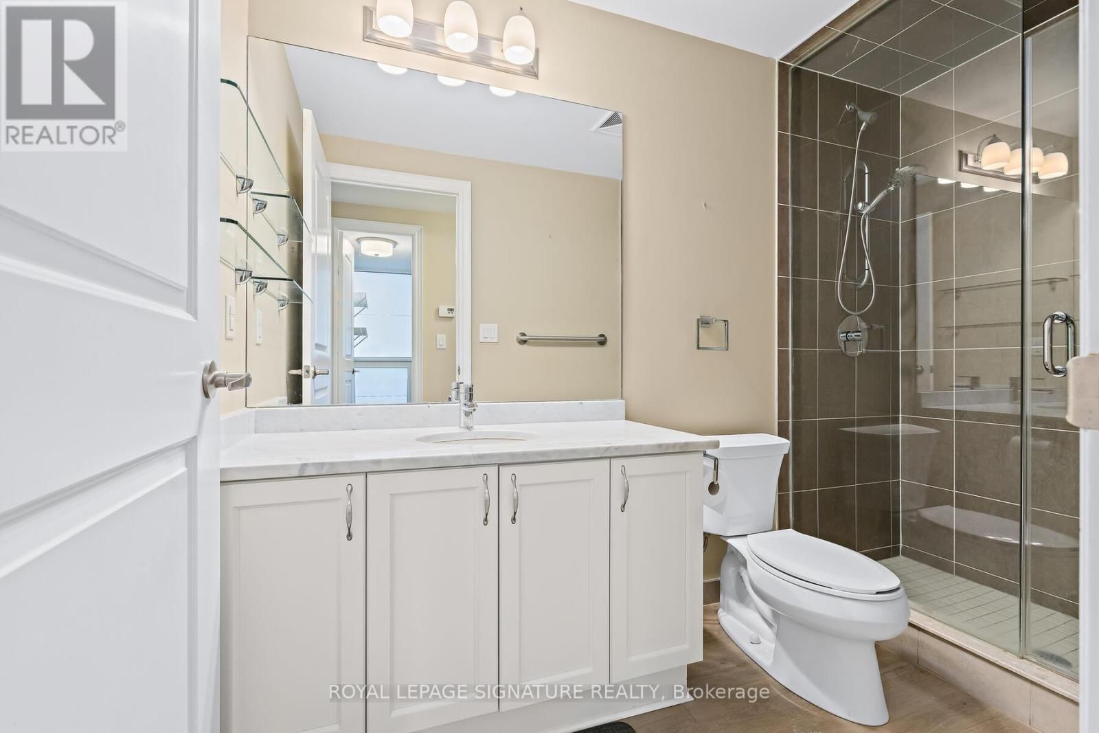 220 - 2396 MAJOR MACKENZIE DRIVE WEST Image 17