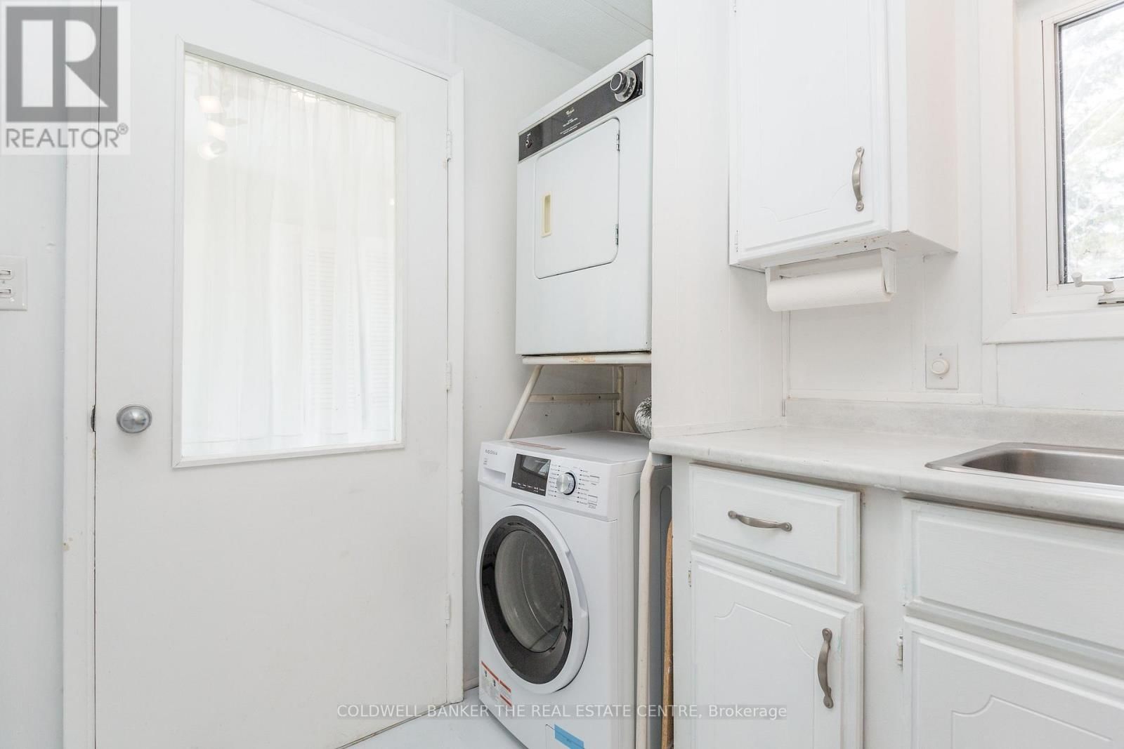 60 LINDEN LANE Image 14