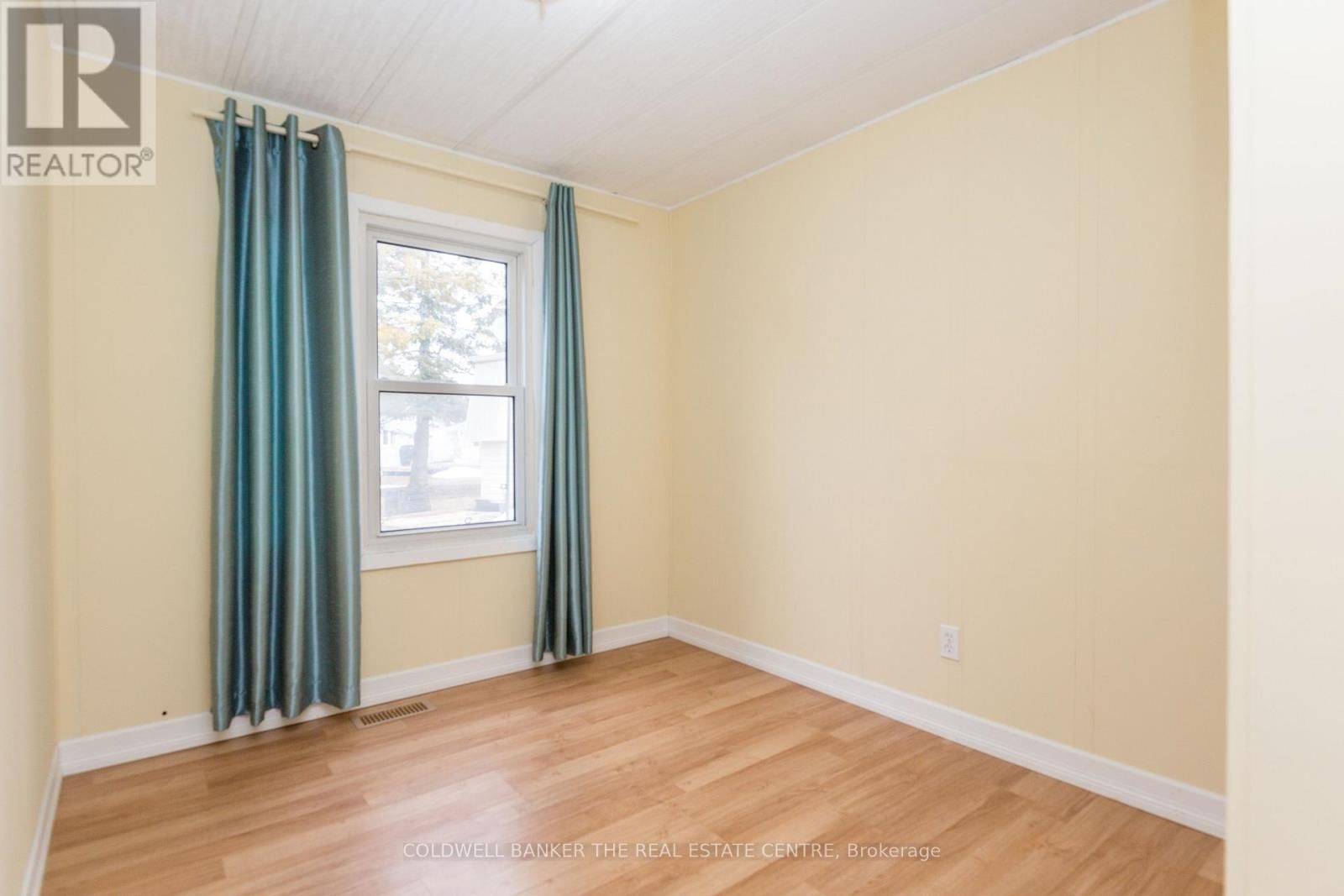 60 LINDEN LANE Image 26