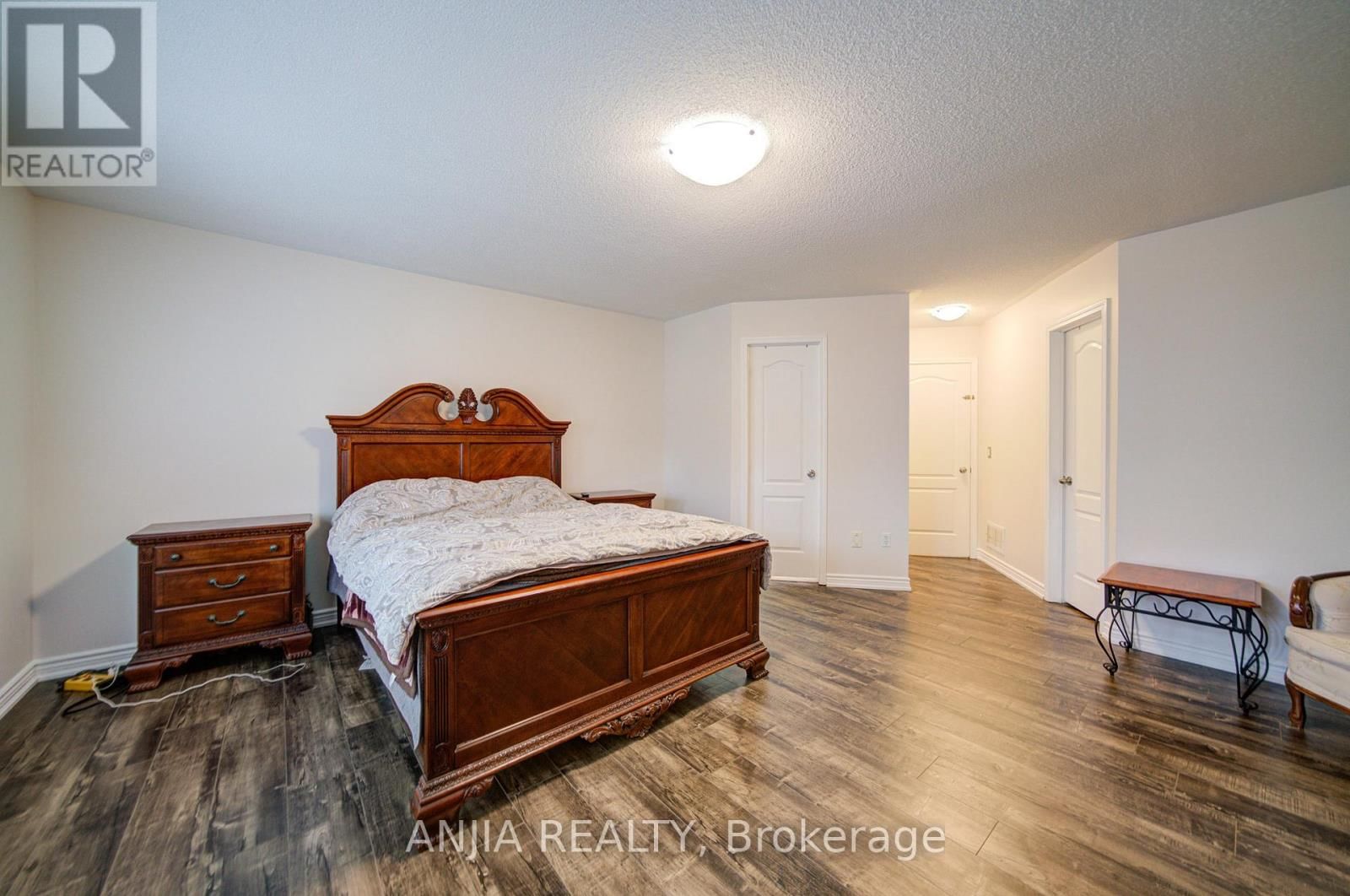 116 EMERY HILL BOULEVARD Image 13