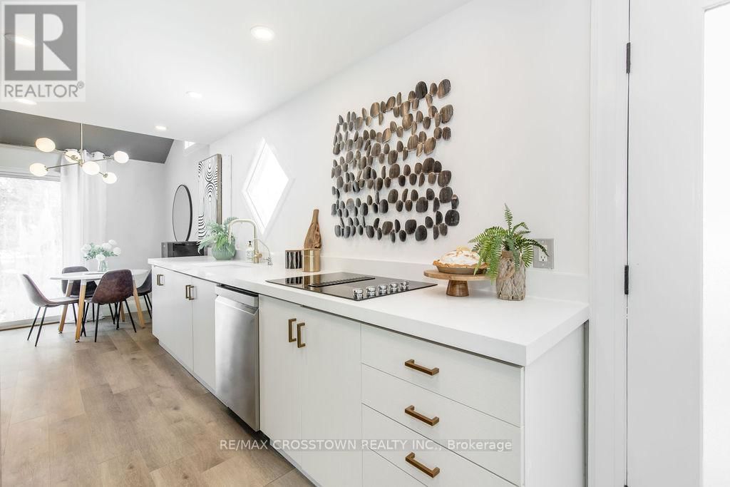 741 CEDARVALE DRIVE Image 13