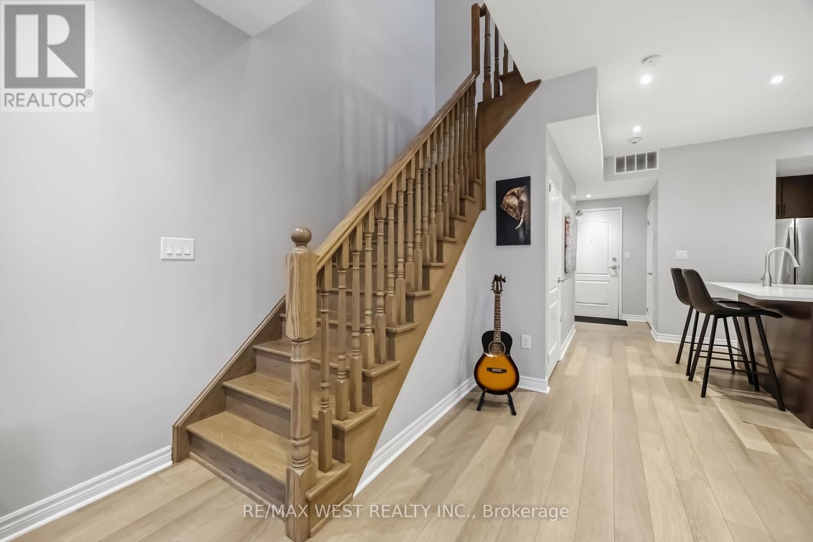 32 - 3905 MAJOR MACKENZIE DRIVE Image 18