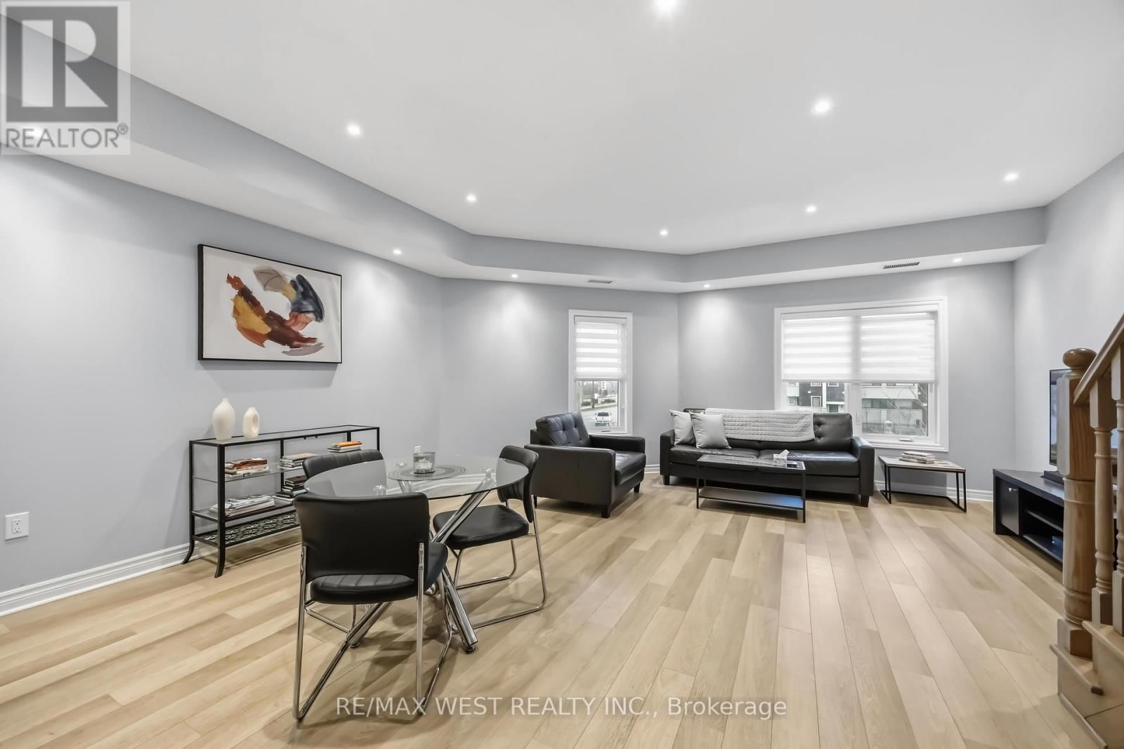 32 - 3905 MAJOR MACKENZIE DRIVE Image 5