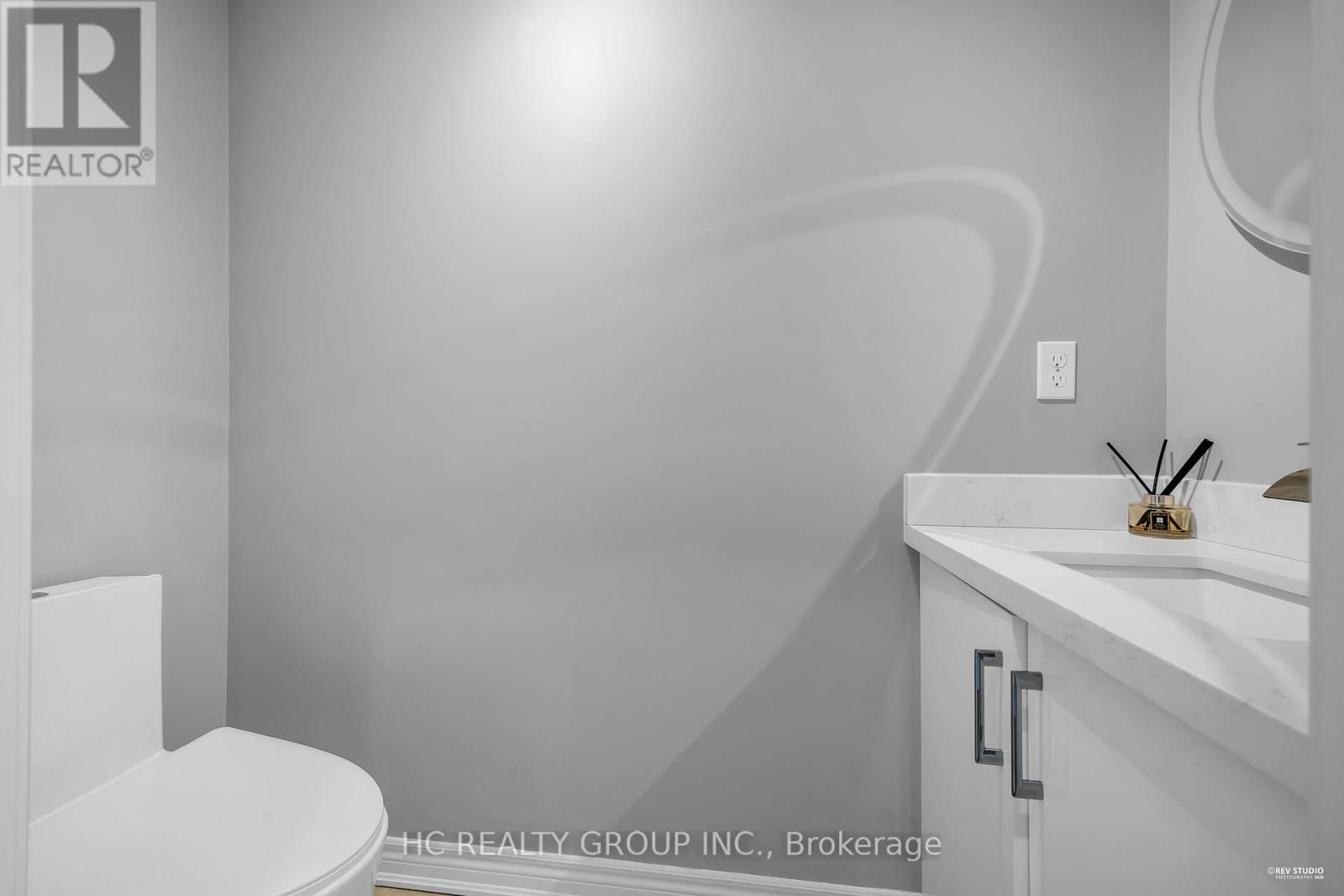 1241 ART WESTLAKE AVENUE Image 19