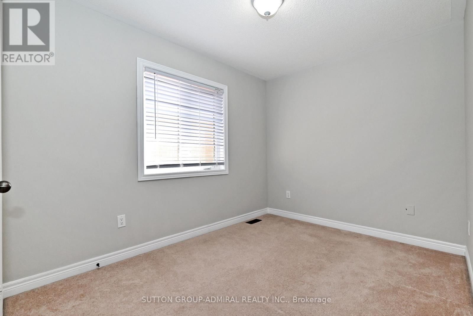 110 SOUTHDOWN AVENUE Image 30