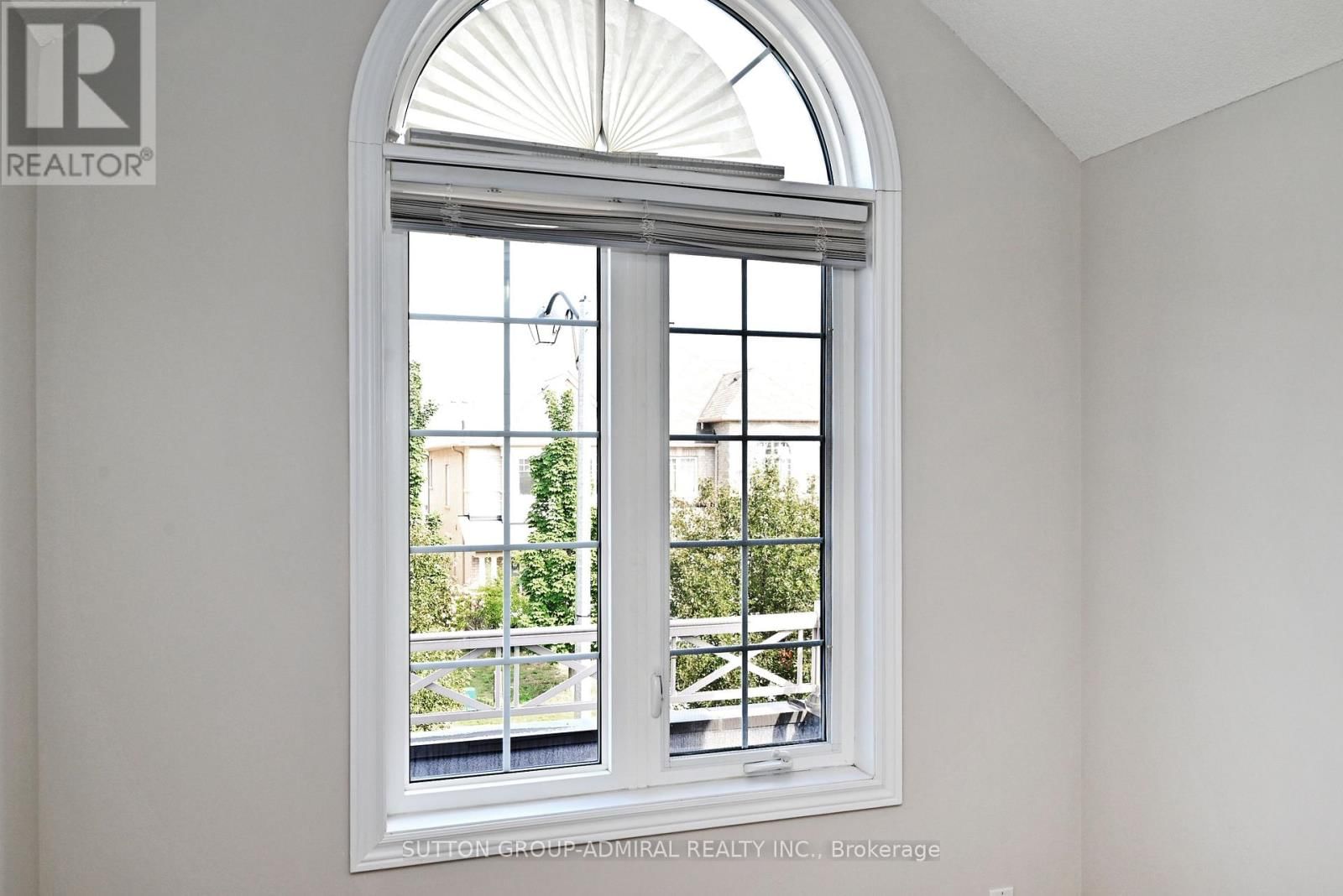 110 SOUTHDOWN AVENUE Image 33