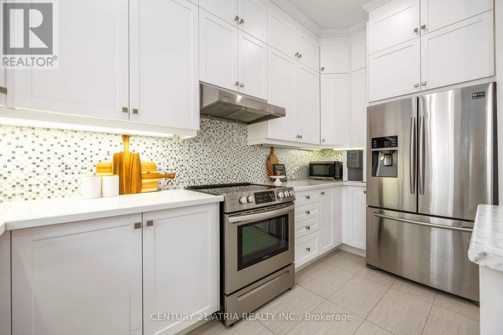 109 VANTAGE LOOP Image 15