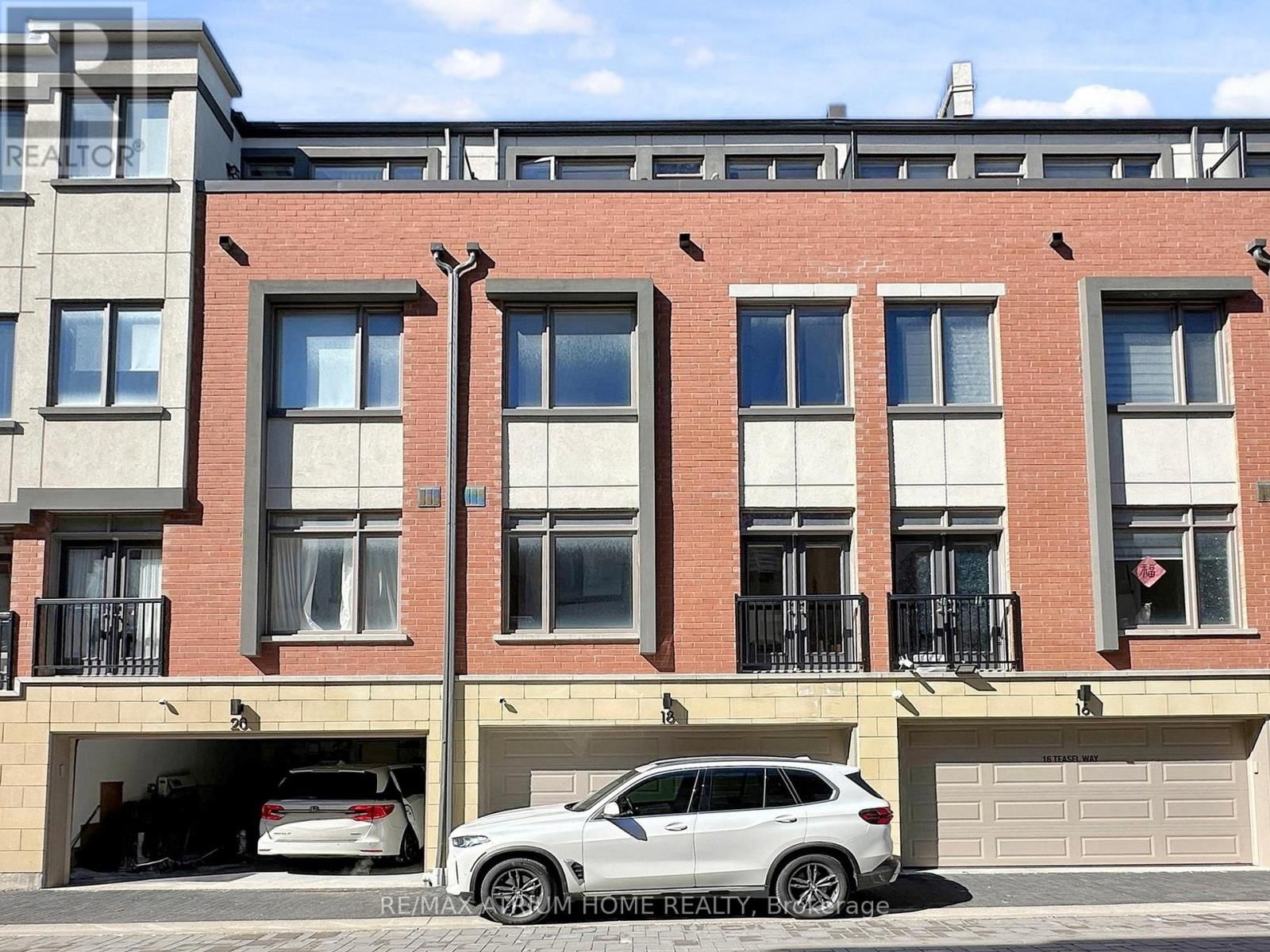 18 TEASEL WAY Image 1