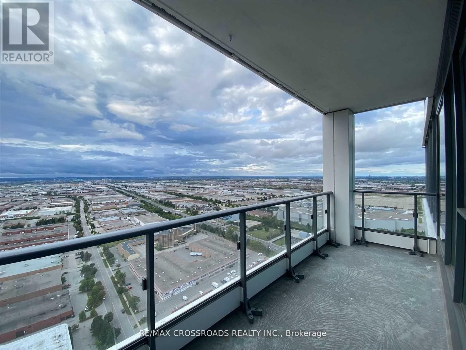 4001 - 950 PORTAGE PARKWAY Image 11