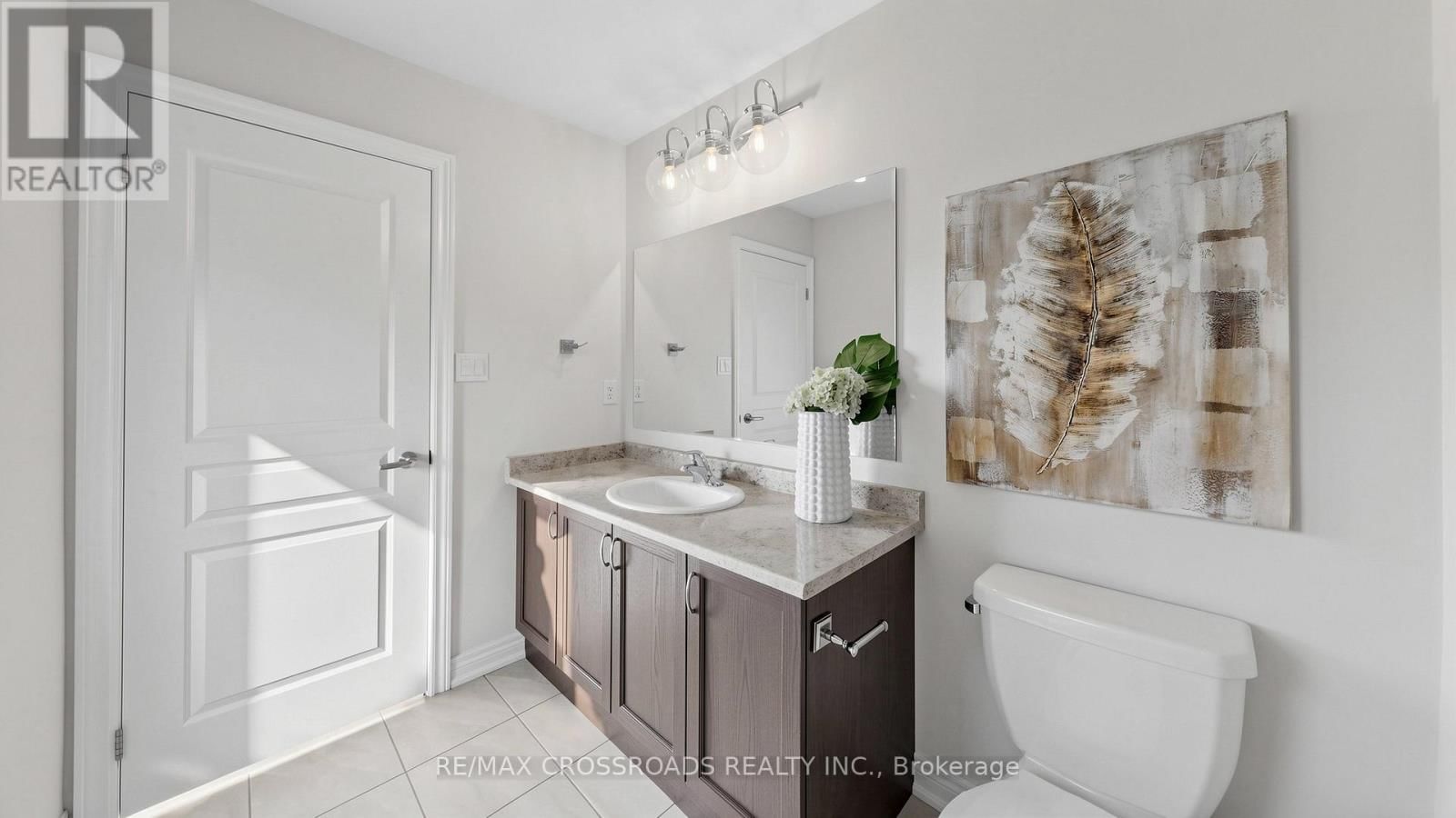 29 LAMPKIN STREET Image 34