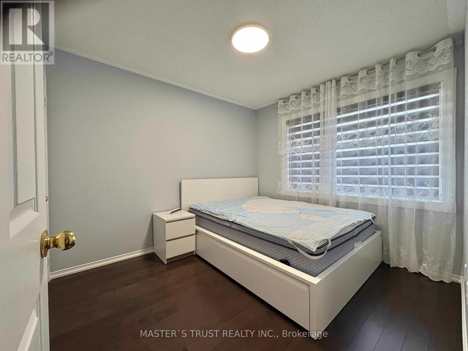 55 RUSSELL HILL ROAD Image 11