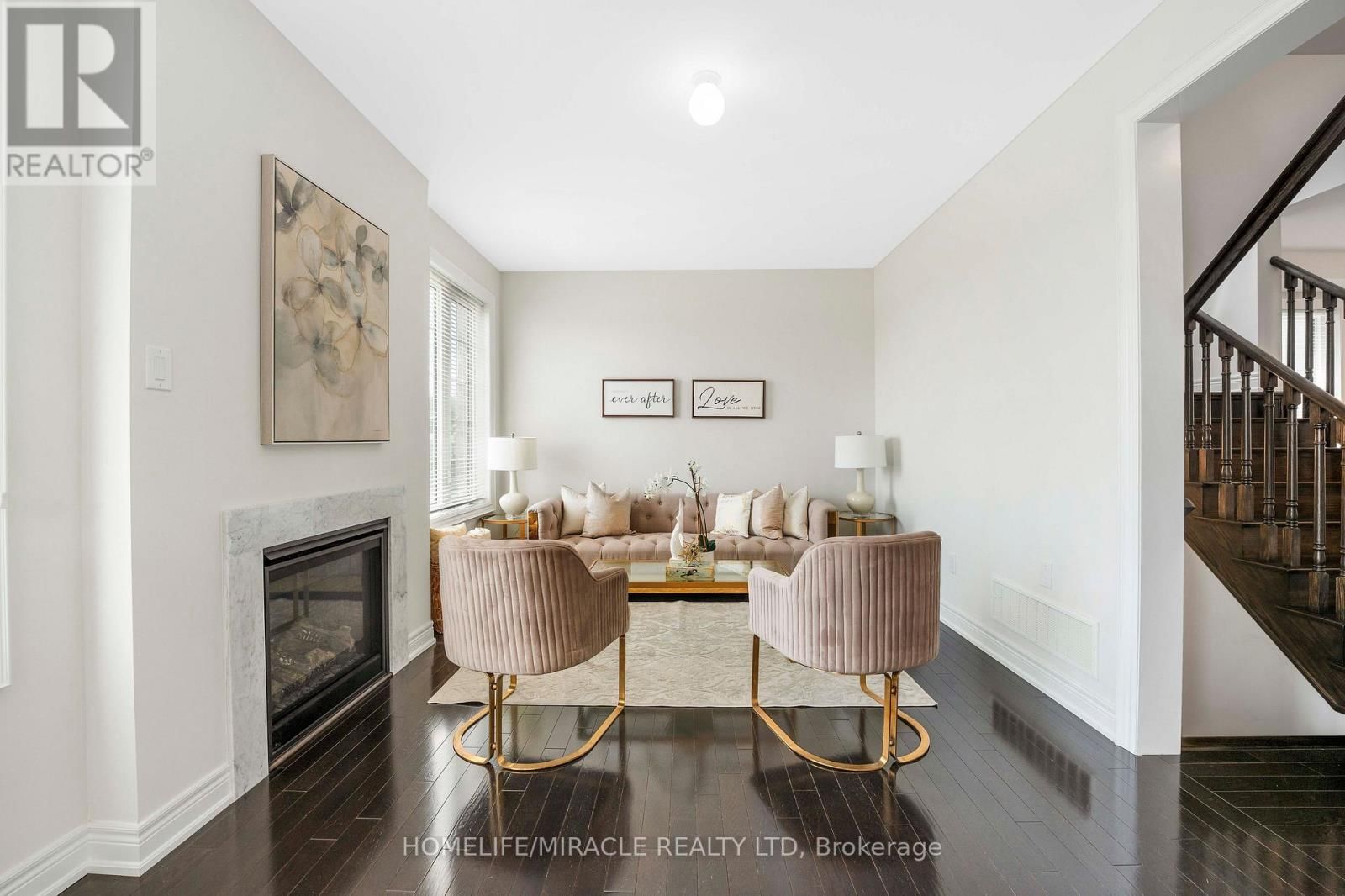 181 BOONE CRESCENT Image 11