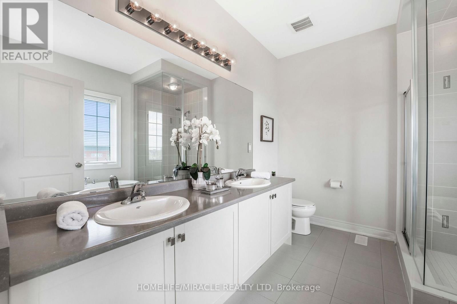 181 BOONE CRESCENT Image 22