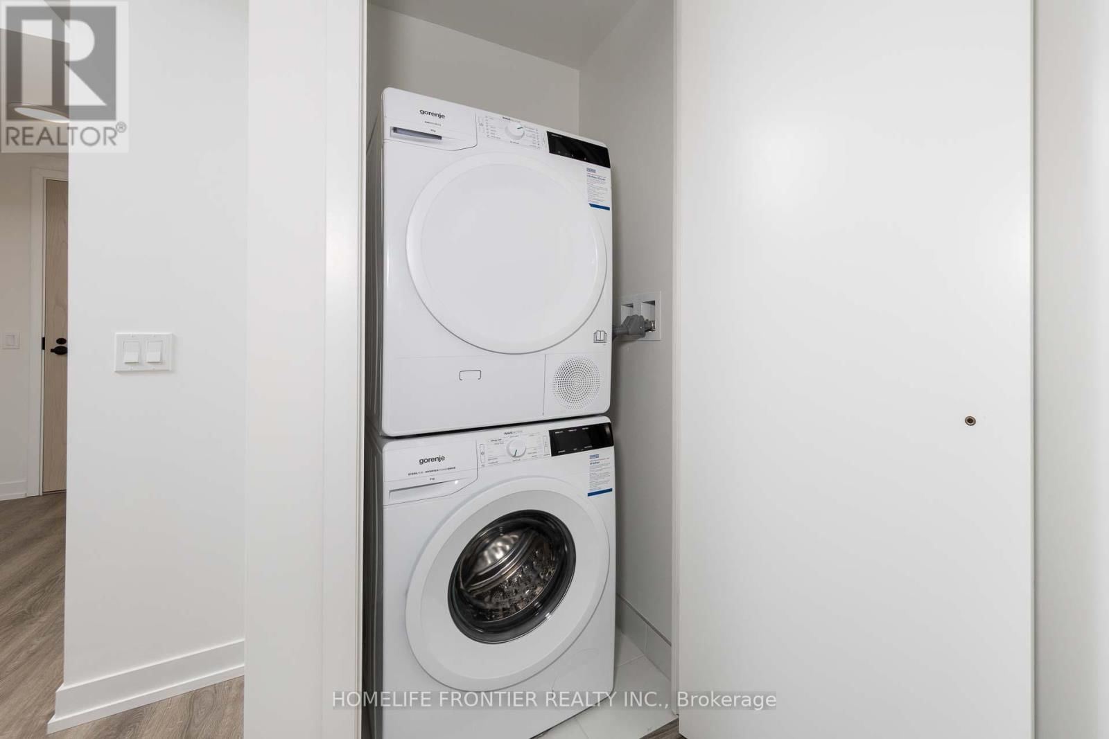 3309 - 195 COMMERCE STREET Image 11