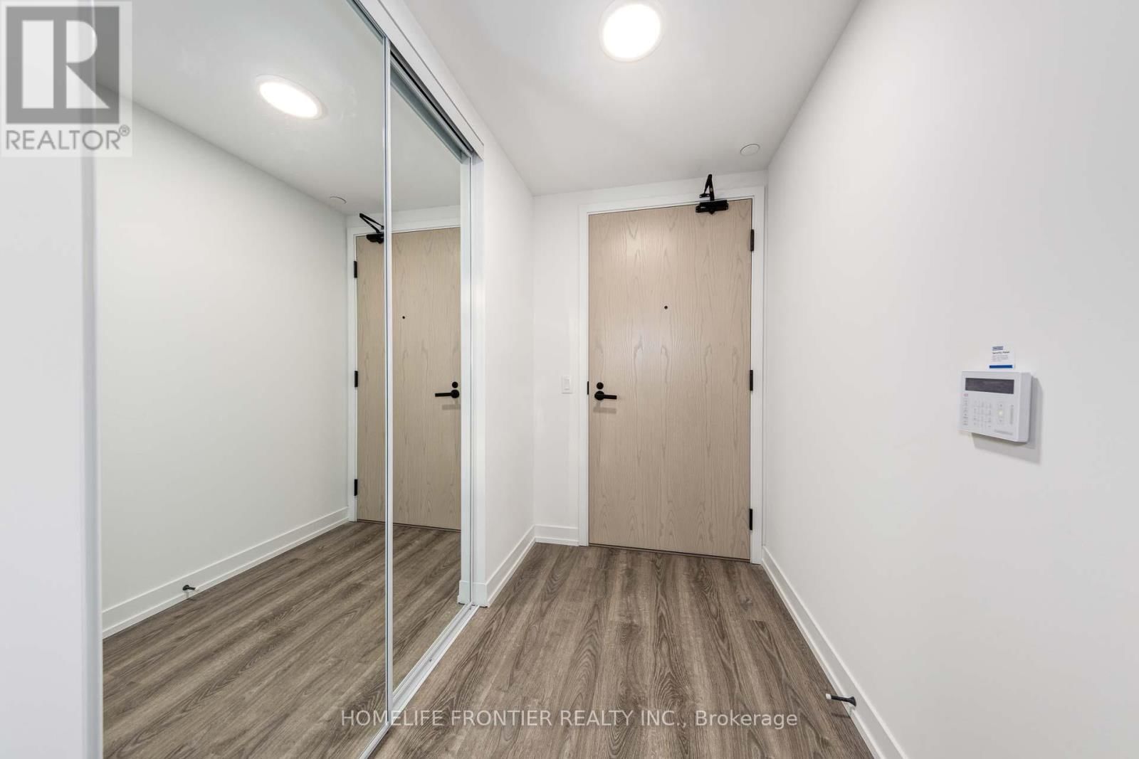 3309 - 195 COMMERCE STREET Image 12